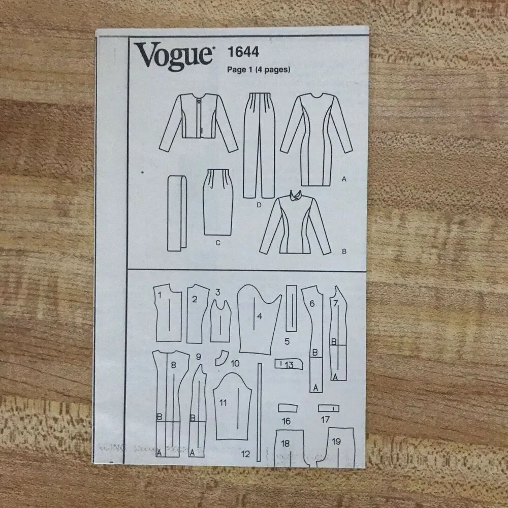 #1644 Vogue suit pattern, lined jacket, semi fitted, button down dress,shoulder